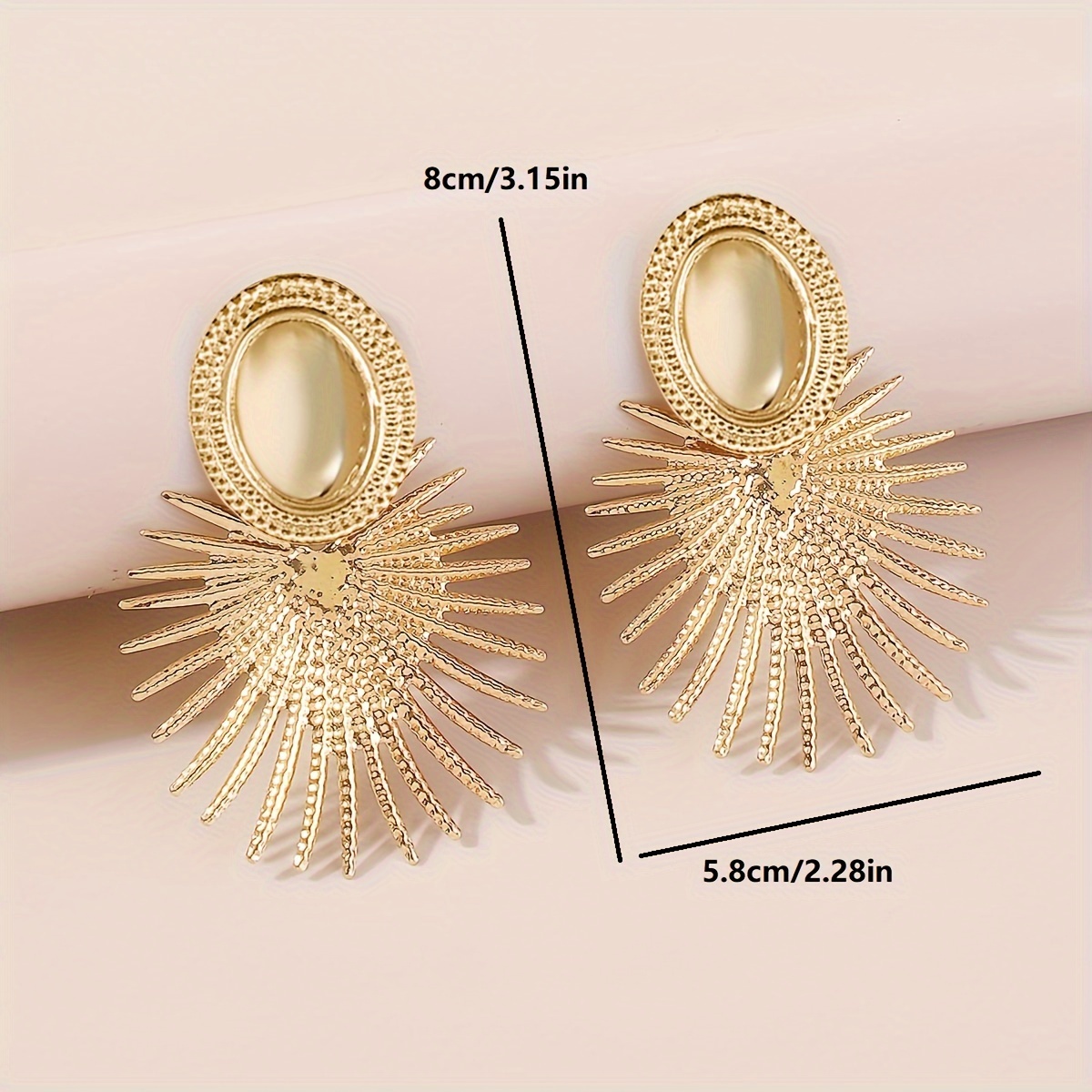 Geometric Fan Vintage Earrings with Golden Touch
